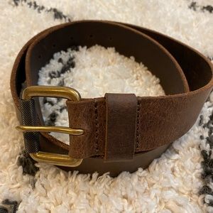 Fossil leather belt